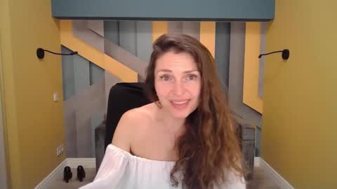 EllaLongs online show from January 14, 2025, 4:29 pm