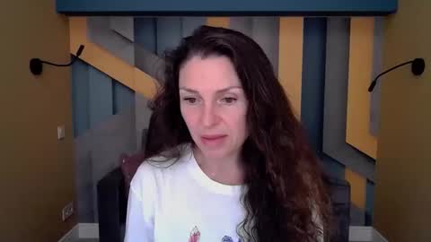 EllaLongs online show from October 4, 2025, 11:30 am