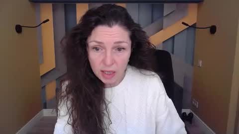 EllaLongs online show from January 14, 2026, 12:33 pm