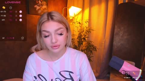ellamilla online show from January 15, 2025, 9:56 am