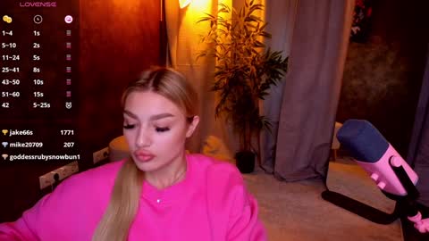 ellamilla online show from January 23, 2025, 8:57 am