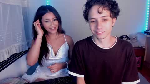 Snapshot of ellancain chatting on March 8, 2025, 10:24 pm Ella and Cain online show from March 8, 2025, 10:24 pm