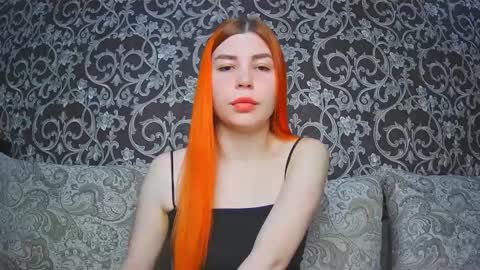 EllaNuar online show from November 10, 2025, 1:59 am