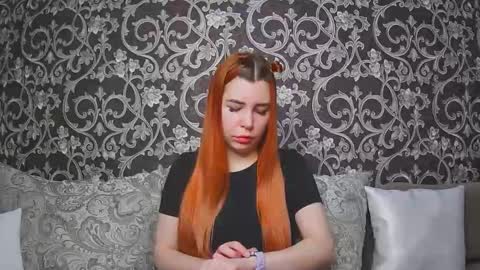 Snapshot of ellanuar chatting on February 9, 2026, 2:04 am EllaNuar online show from February 9, 2026, 2:04 am