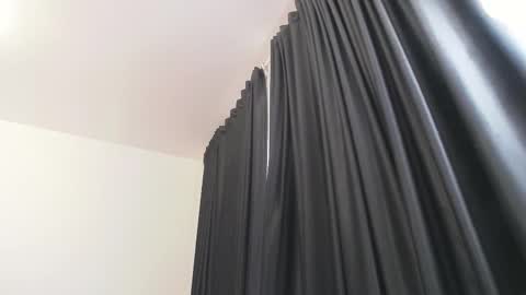 Snapshot of ellasins chatting on March 2, 2026, 7:15 am ellasins online show from March 2, 2026, 7:15 am