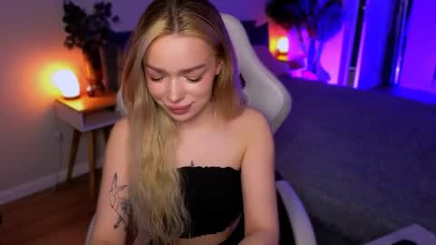 Ella online show from April 13, 2026, 5:57 am