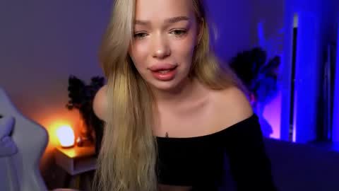 Ella online show from April 22, 2026, 5:54 am