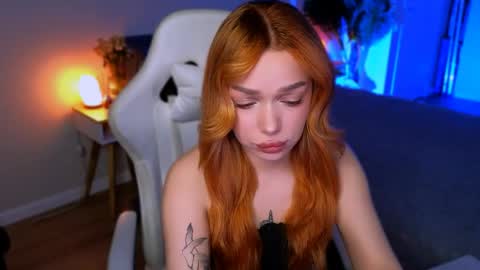 Snapshot of ellatwox chatting on May 10, 2026, 5:45 am Ella online show from May 10, 2026, 5:45 am