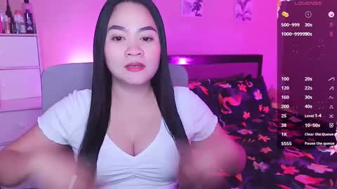 Snapshot of elleelle123 chatting on December 26, 2024, 1:07 am Ann online show from December 26, 2024, 1:07 am