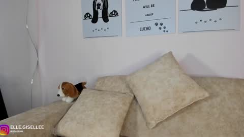 Yiss online show from February 6, 2025, 2:00 am