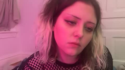 nautiellebbw online show from February 16, 2026, 2:57 pm