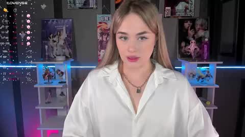 Snapshot of ellensoftt chatting on November 12, 2025, 4:29 pm Maria online show from November 12, 2025, 4:29 pm