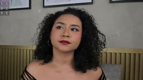Snapshot of ellette_ chatting on May 7, 2026, 12:21 pm princess online show from May 7, 2026, 12:21 pm