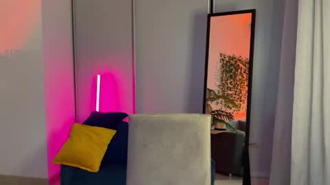 Ellie  --- Ill see you either on Friday or Saturday and definitely on Sunday  online show from October 26, 2025, 2:12 pm