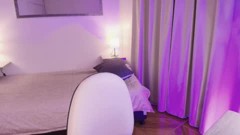 Snapshot of elli_snow chatting on January 8, 2026, 3:42 am elli_snow online show from January 8, 2026, 3:42 am