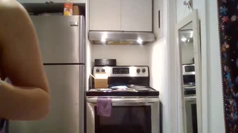 Ellie online show from October 27, 2025, 5:39 pm