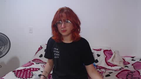 Snapshot of ellie_andy19 chatting on January 10, 2025, 4:44 am kev  dani online show from January 10, 2025, 4:44 am