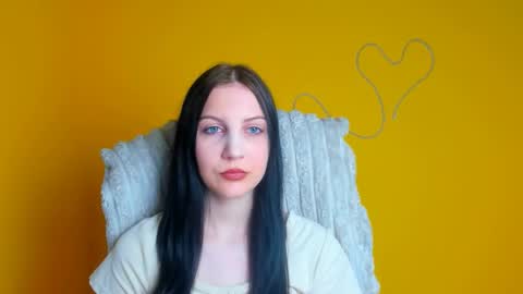 Snapshot of ellie_esmi chatting on May 21, 2026, 11:28 am ellie_esmi online show from May 21, 2026, 11:28 am