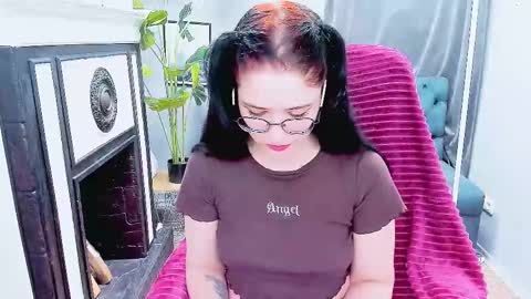 Snapshot of ellie_magic chatting on March 1, 2025, 5:38 pm ellie_magic online show from March 1, 2025, 5:38 pm