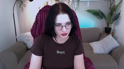 Snapshot of ellie_magic chatting on March 4, 2025, 4:20 pm ellie_magic online show from March 4, 2025, 4:20 pm