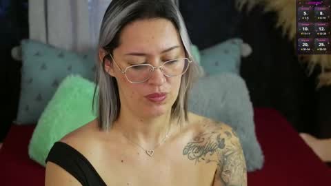 Ellie Ramos online show from October 7, 2025, 12:24 pm