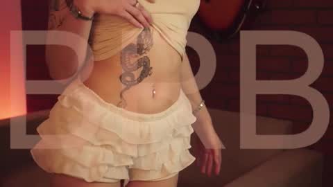 Snapshot of elliecutes chatting on February 7, 2026, 8:40 am elliecutes online show from February 7, 2026, 8:40 am