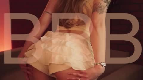 Snapshot of elliecutes chatting on February 8, 2026, 8:07 am elliecutes online show from February 8, 2026, 8:07 am