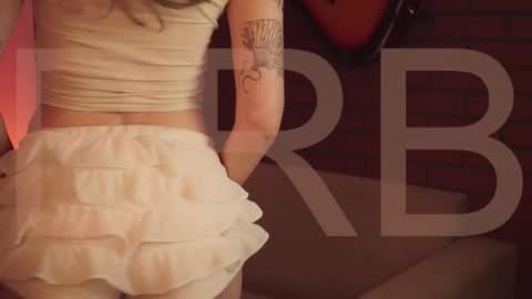 Snapshot of elliecutes chatting on February 26, 2026, 7:40 am elliecutes online show from February 26, 2026, 7:40 am