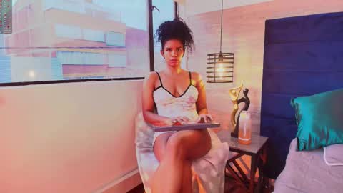 elliee_alves online show from January 16, 2026, 12:42 pm