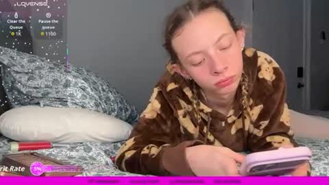 ellie online show from June 26, 2026, 4:50 am