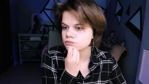 elliemurler online show from January 8, 2026, 9:11 am