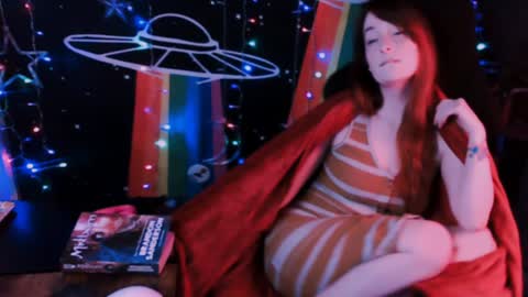 Ellie online show from December 2, 2024, 8:09 am