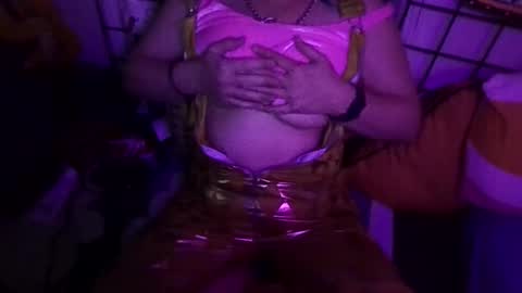 Elliohh online show from May 2, 2026, 4:39 am