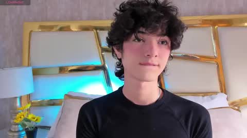 Snapshot of elliotvolkov chatting on January 15, 2026, 5:16 pm elliotvolkov online show from January 15, 2026, 5:16 pm