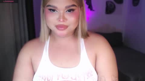 Ellise online show from May 6, 2026, 6:13 pm