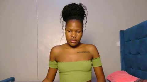 elllanna online show from April 14, 2026, 8:20 am