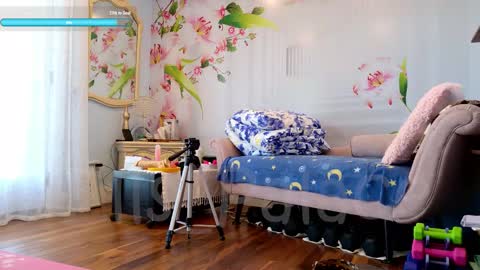 Snapshot of ells_palace chatting on November 19, 2025, 5:57 pm Ella Bella Bo Bella online show from November 19, 2025, 5:57 pm