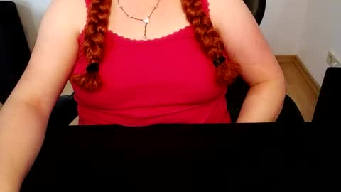 Elly online show from July 17, 2026, 6:53 am