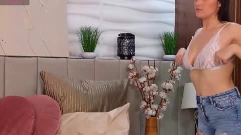 EllyRoss online show from February 16, 2025, 11:27 am