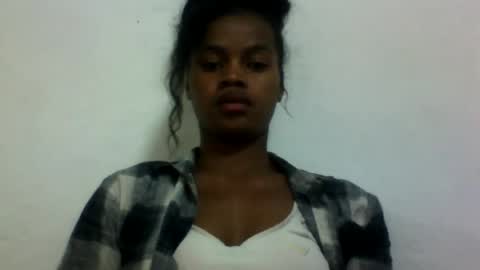 elodie228680 online show from June 11, 2026, 5:11 pm