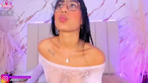 elody_rousse online show from September 24, 2025, 11:57 am
