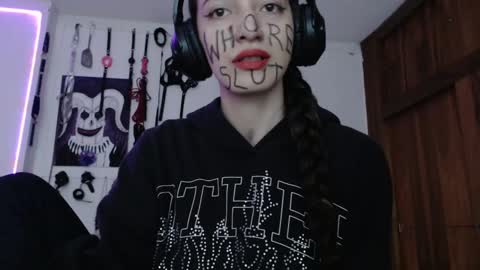 Chelsea  Please help me to reach 100 thumbs up online show from January 7, 2025, 2:53 am