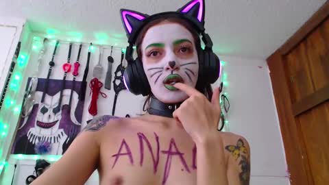 Chelsea  Please help me to reach 100 thumbs up online show from March 9, 2025, 6:54 pm