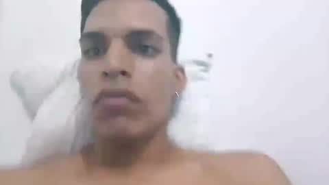 Snapshot of elreyto chatting on November 4, 2025, 3:05 am elreyto online show from November 4, 2025, 3:05 am