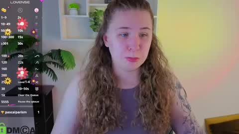 Snapshot of elsie_cutties chatting on April 25, 2026, 1:19 am Elsie online show from April 25, 2026, 1:19 am