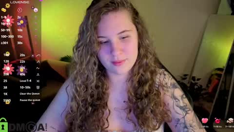 Snapshot of elsie_cutties chatting on April 27, 2026, 4:16 pm Elsie online show from April 27, 2026, 4:16 pm