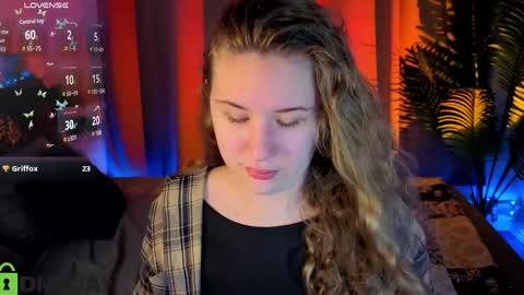 Snapshot of elsie_cutties chatting on June 5, 2026, 1:23 am Elsie online show from June 5, 2026, 1:23 am