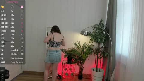 Erica  online show from April 12, 2026, 2:00 pm