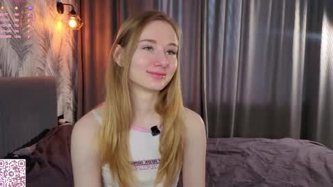 Snapshot of elvyrose chatting on April 4, 2026, 5:27 am Alex online show from April 4, 2026, 5:27 am