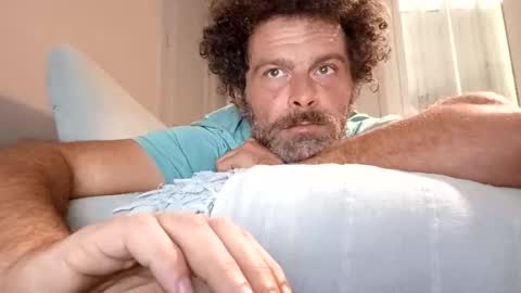 elyjahoye online show from November 13, 2025, 8:02 am